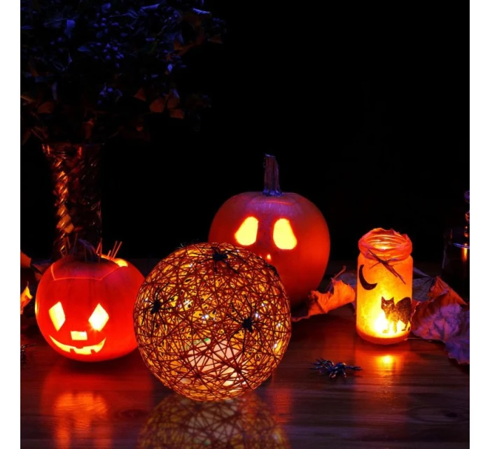 DEKORATIVNÍ KOULE VEDLA PAVOUK LAMPA 15CM HALLOWEEN ORANŽOVÁ