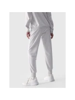 Dámské tepláky typu jogger model 21432218 - 4F Dámské tepláky typu jogger model 21432218 - 4F