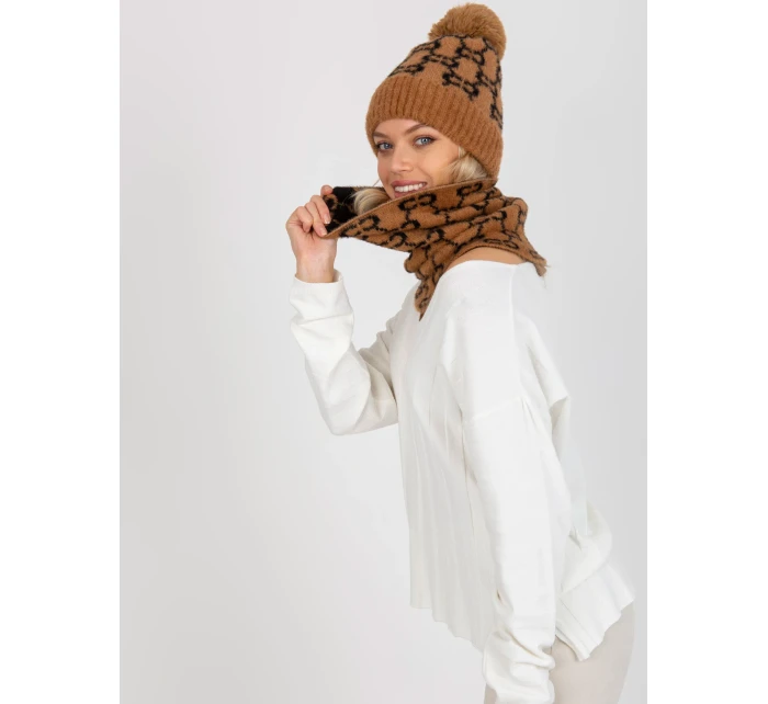 Tunelová šála AT KM CM 333 hnědá Tunelová šála AT KM CM 333 hnědá