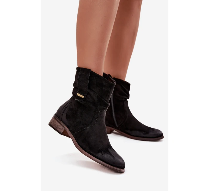 Dámské zateplené kotníkové boty na nízkém podpatku s řasením Gracia – černé