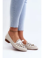 Dámské bílé lodičky s mašlí model 21658382 - Boto