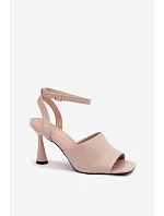 Dámské sandály na podpatku Vinceza 62297 Béžové