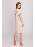 model 20966008 Šaty uvolněného střihu s výstřihem do V béžové - STYLOVE