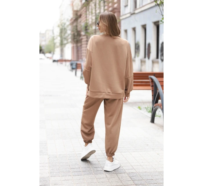 Komplet dámský máslový s volnou mikinou a kalhotami s nápisem LOVE tmavě camelový Komplet dámský máslový s volnou mikinou a kalhotami s nápisem LOVE tmavě camelový