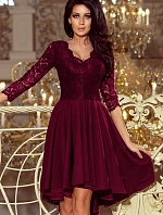 NICOLLE - Dámské šaty ve švestkové barvě s delším zadním dílem a krajkovým výstřihem 210-13