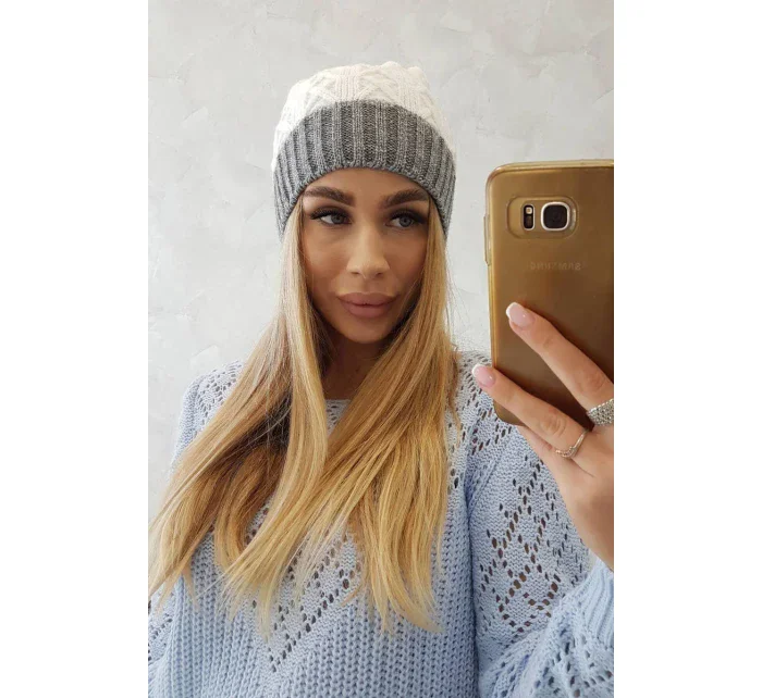 Bibiana fleecová čepice tmavě model 18751225 - K-Fashion Bibiana fleecová čepice tmavě model 18751225 - K-Fashion