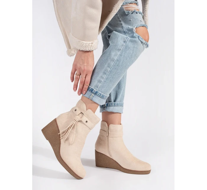 Trendy Jasnobeżowy dámské kotníčkové boty na klínku Trendy Jasnobeżowy dámské kotníčkové boty na klínku