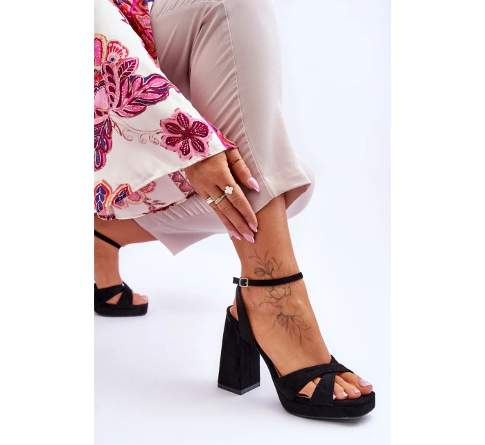 semišové sandály na podpatku Černé model 21618959 - Boto
