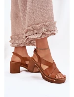 Kožené sandály na podpatku model 21699711 hnědé - Zazoo