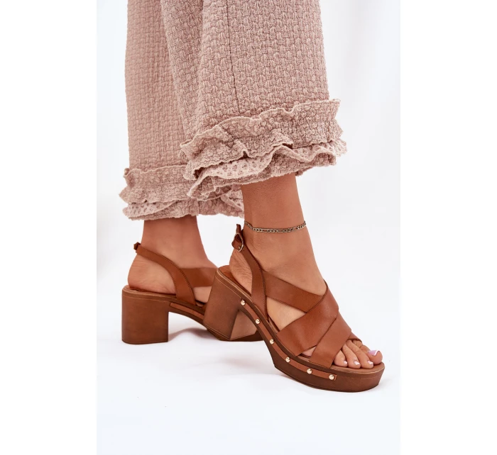 Kožené sandály na podpatku model 21699711 hnědé - Zazoo