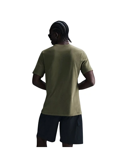 Pánské tričko Sportswear olive model 22219513 222 pánské - NIKE Pánské tričko Sportswear olive model 22219513 222 pánské - NIKE