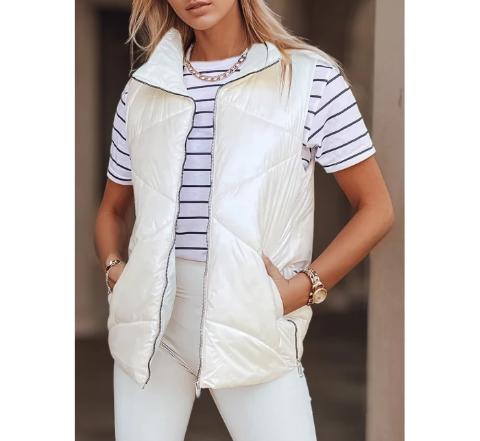 Dámská prošívaná vesta HOLO cream FashionStreet TY3042 Dámská prošívaná vesta HOLO cream FashionStreet TY3042