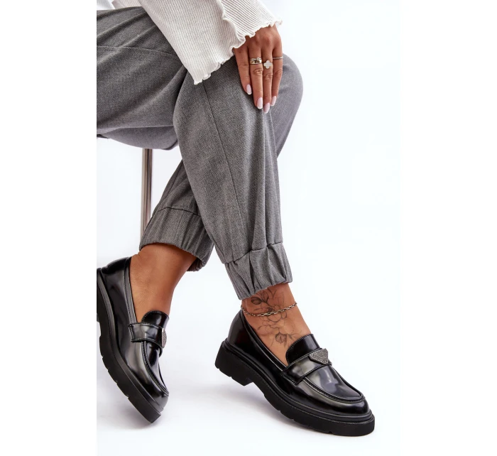 Dámské mokasíny na plochém podpatku černé model 21637775 - Boto