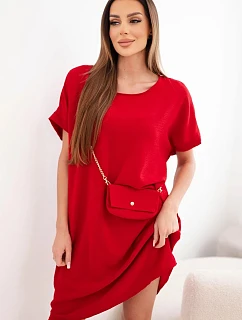 Dámské šaty s krátkým rukávem a kabelkou na řetízku bordó