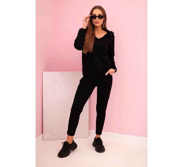 Dámská bavlněná souprava s kapucí a potiskem černá Dámská bavlněná souprava s kapucí a potiskem černá