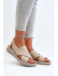 kožené sandály na klínu Černé model 21650272 - Zazoo