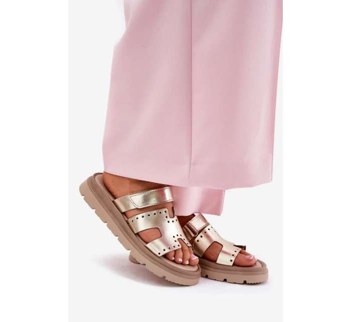 Dámské Pantofle Z Přírodní Kůže Na Platformě Zazoo 40440 Zlaté Dámské Pantofle Z Přírodní Kůže Na Platformě Zazoo 40440 Zlaté