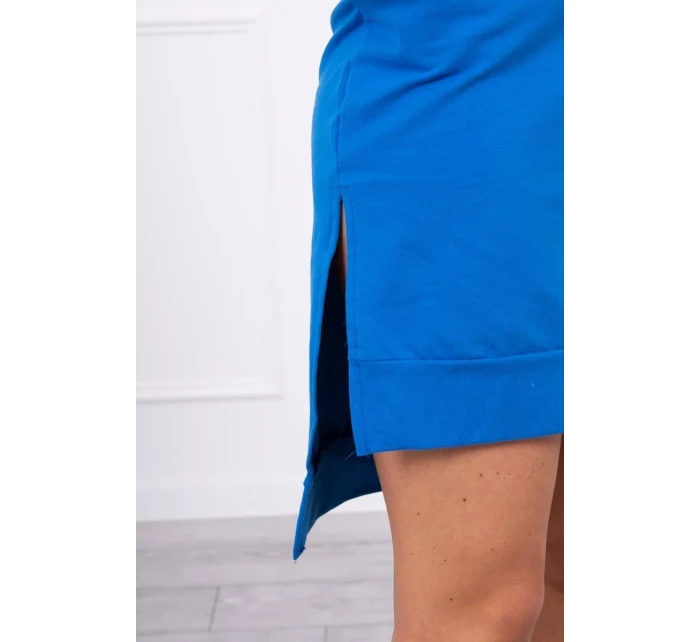 Šaty s delšími zády a barevným chrpovým potiskem Šaty s delšími zády a barevným chrpovým potiskem