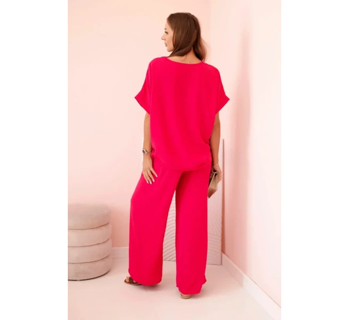 Dámský komplet z viskózy s ozdobným květem a širokými kalhotami - fuchsie Dámský komplet z viskózy s ozdobným květem a širokými kalhotami - fuchsie