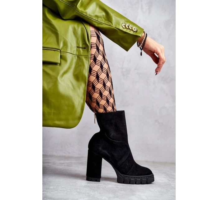 Semišové Kozačky Na Podpatku černé model 21597737 - Boto