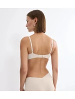 Body Make‑Up Illusion – Neviditelná podprsenka se středním krytím a comfort wire Triumph Body Make‑Up Illusion – Neviditelná podprsenka se středním krytím a comfort wire Triumph