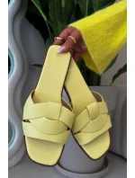 Dámské ploché pantofle s pásky žluté model 21937369 - Boto