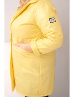 Dámská bunda Plus Size prošívaná s ozdobnými knoflíky a límcem žlutá