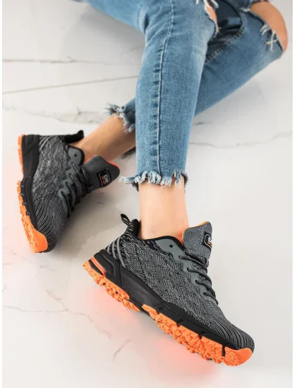 Pěkné tenisky černé dámské bez podpatku Pěkné tenisky černé dámské bez podpatku