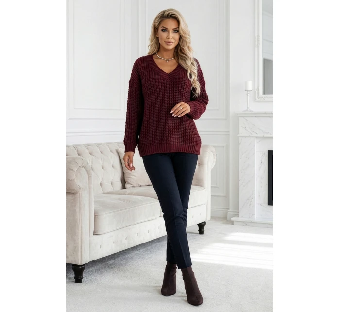 661-1 Teplý svetr oversize s fleecovou vazbou a výstřihem do V - vínový