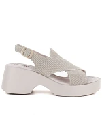 Dámské kožené sandály na platformě béžové S.Barski model 22099407 Dámské kožené sandály na platformě béžové S.Barski model 22099407