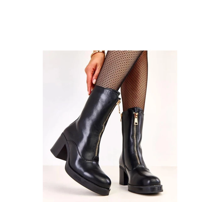 Boty na podpatku  model 219635 Solea