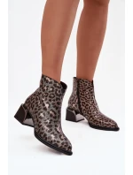 Kožené dámské boty na klínku s podšívkou leopardí vzor D&A CR52-622 Černo-zlaté