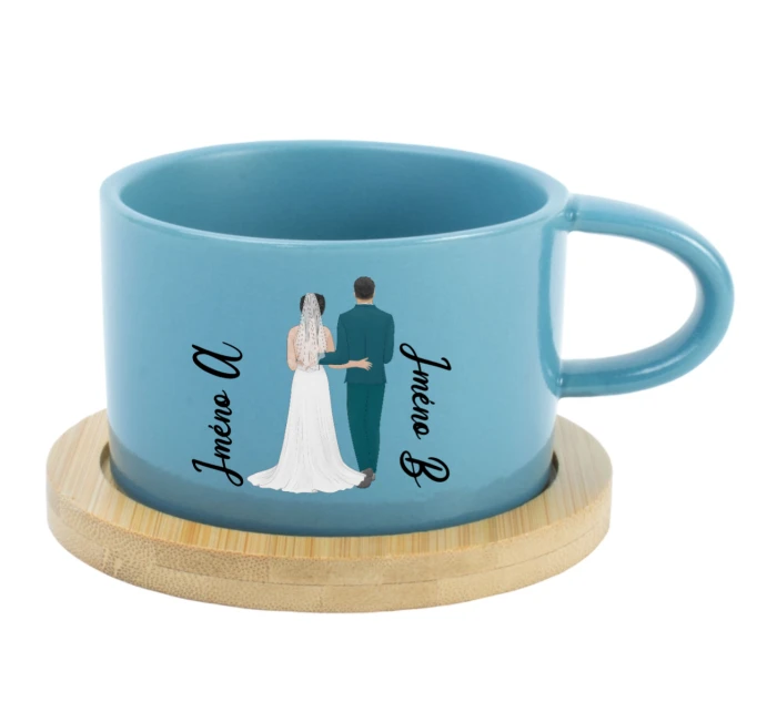 Personalizovaný keramický hrníček Makronka s novomanželským párem 