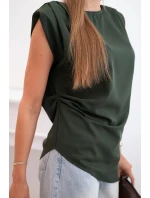 Elegantní dámská halenka s volánky a asymetrickým střihem khaki Elegantní dámská halenka s volánky a asymetrickým střihem khaki