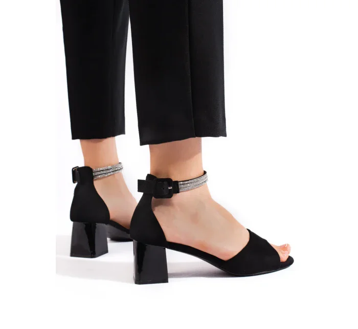 Exkluzívní černé  sandály dámské na širokém podpatku
