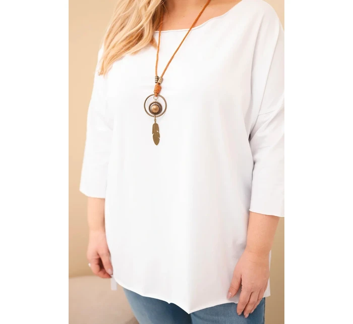 Dámská bavlněná blůza Plus Size asymetrická s náhrdelníkem bílá Dámská bavlněná blůza Plus Size asymetrická s náhrdelníkem bílá