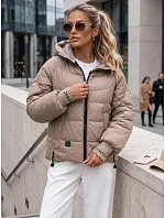 Kurtka damska pikowana z kapturem beżowa model 22350562 - FashionStreet Kurtka damska pikowana z kapturem beżowa model 22350562 - FashionStreet