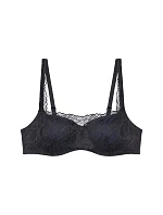 Dámská podprsenka Body Make-Up Illusion Lace Balconette - BLACK - černá 0004 - TRIUMPH Dámská podprsenka Body Make-Up Illusion Lace Balconette - BLACK - černá 0004 - TRIUMPH