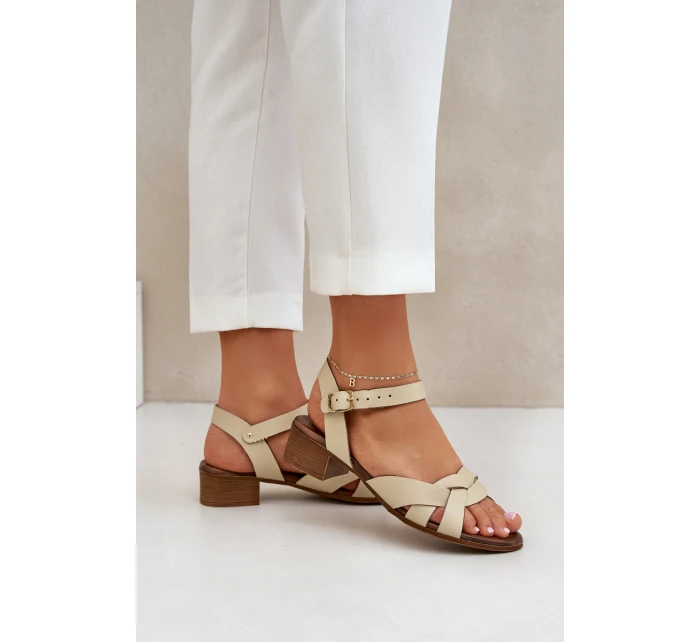 Kožené sandály na jemném podpatku světle béžové Zazoo 40372