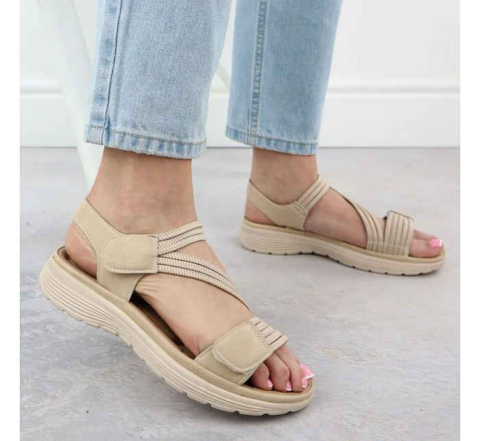 Dámské sandály na platformě pohodlné béžové model 22087466 - Hikvision Dámské sandály na platformě pohodlné béžové model 22087466 - Hikvision
