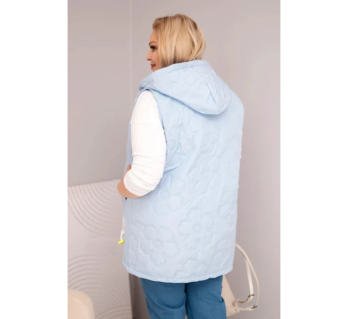 Dámská vesta Plus Size s kapucí a květinovým prošíváním modrá