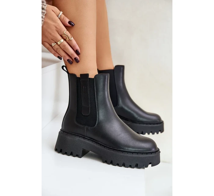 Dámské kožené zateplené kotníkové boty Big Star Chelsea - černé Dámské kožené zateplené kotníkové boty Big Star Chelsea - černé