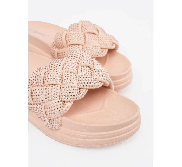 Zajímavé  nazouváky dámské růžové platforma