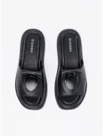 Trendy černé dámské  nazouváky platforma