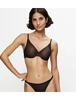 TRIUMPH – Signature Sheer: Polstrovaná podprsenka s kosticemi, neviditelná pod topy Triumph TRIUMPH – Signature Sheer: Polstrovaná podprsenka s kosticemi, neviditelná pod topy Triumph