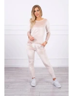 Velurová souprava s řasením na zadní straně béžová Velurová souprava s řasením na zadní straně béžová