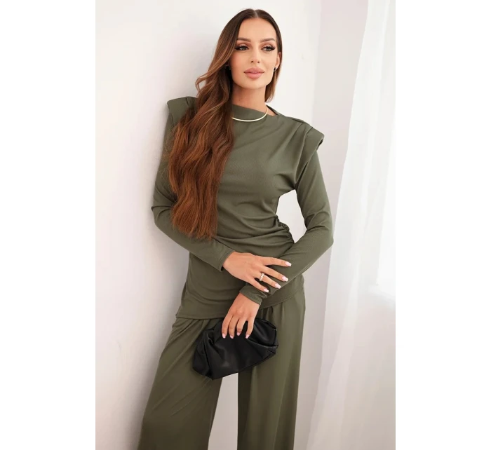 Dámská bavlněná souprava s halenkou a kalhotami s širokým nohavicemi khaki Dámská bavlněná souprava s halenkou a kalhotami s širokým nohavicemi khaki