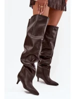dámské kozačky na podpatku čokoládové model 21713432 - Boto dámské kozačky na podpatku čokoládové model 21713432 - Boto