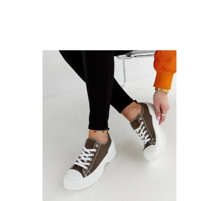 Tenisky  model 207546 Solea