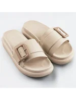 Béžové dámské pantofle s přezkou (XA136) Béžové dámské pantofle s přezkou (XA136)